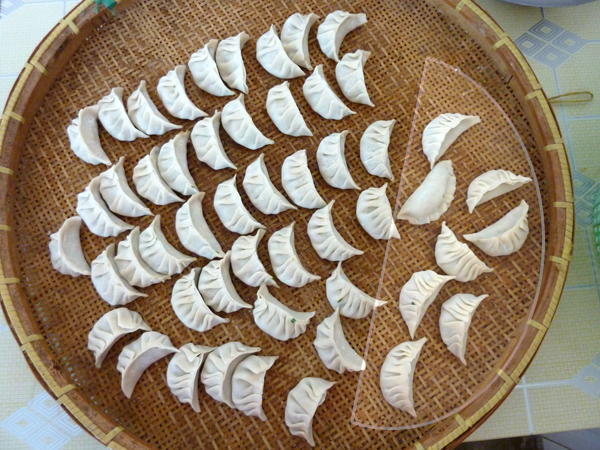 包饺子